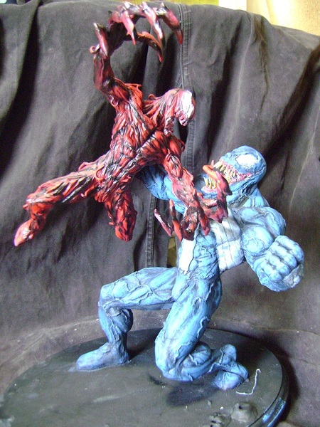 Custom Fight sculpture